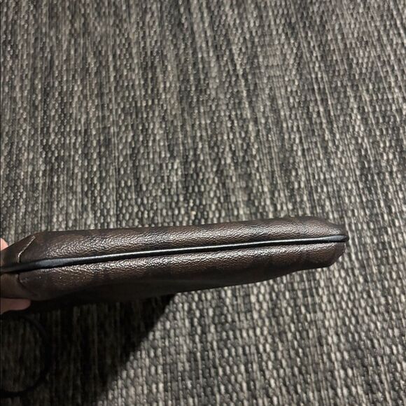 Coach F58309 Signature North South Crossbody Bag - Picture 4 of 9